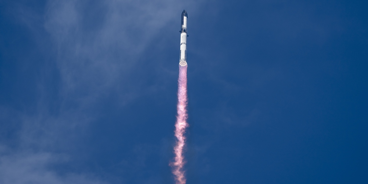 SpaceX puts Starship into space during ninth test flight but breaks up on reentry